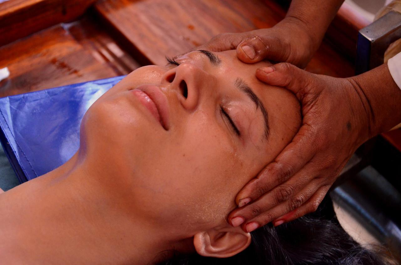 Hôtel Ganga Vatika Ayurveda Bhavan à Rishīkesh Extérieur photo