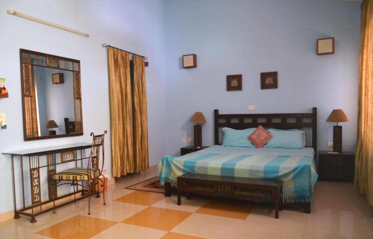 Hôtel Ganga Vatika Ayurveda Bhavan à Rishīkesh Extérieur photo
