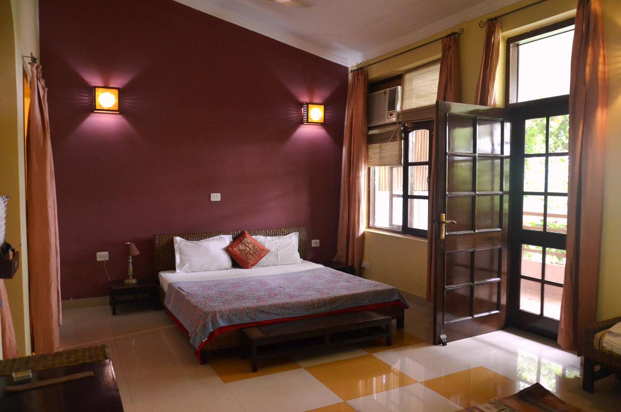 Hôtel Ganga Vatika Ayurveda Bhavan à Rishīkesh Extérieur photo