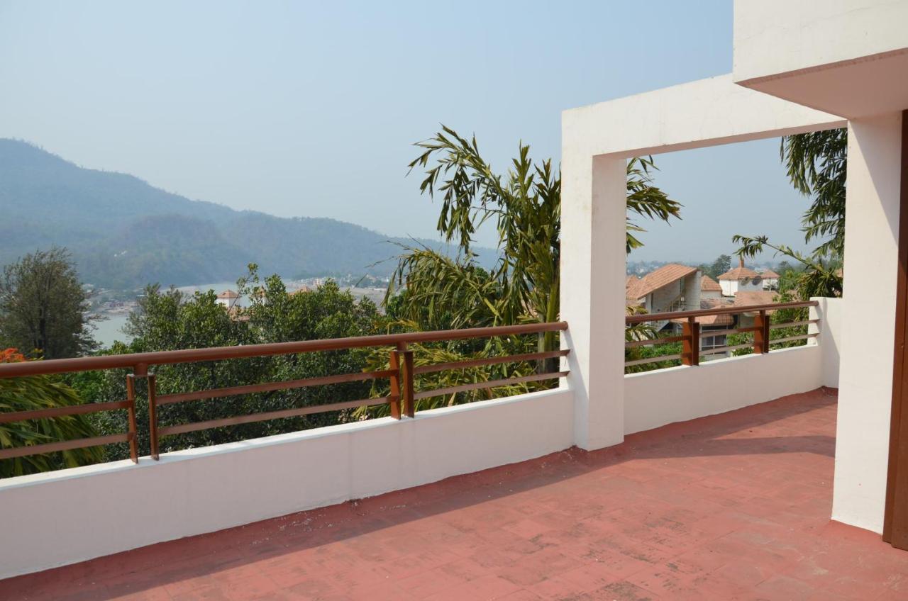 Hôtel Ganga Vatika Ayurveda Bhavan à Rishīkesh Extérieur photo