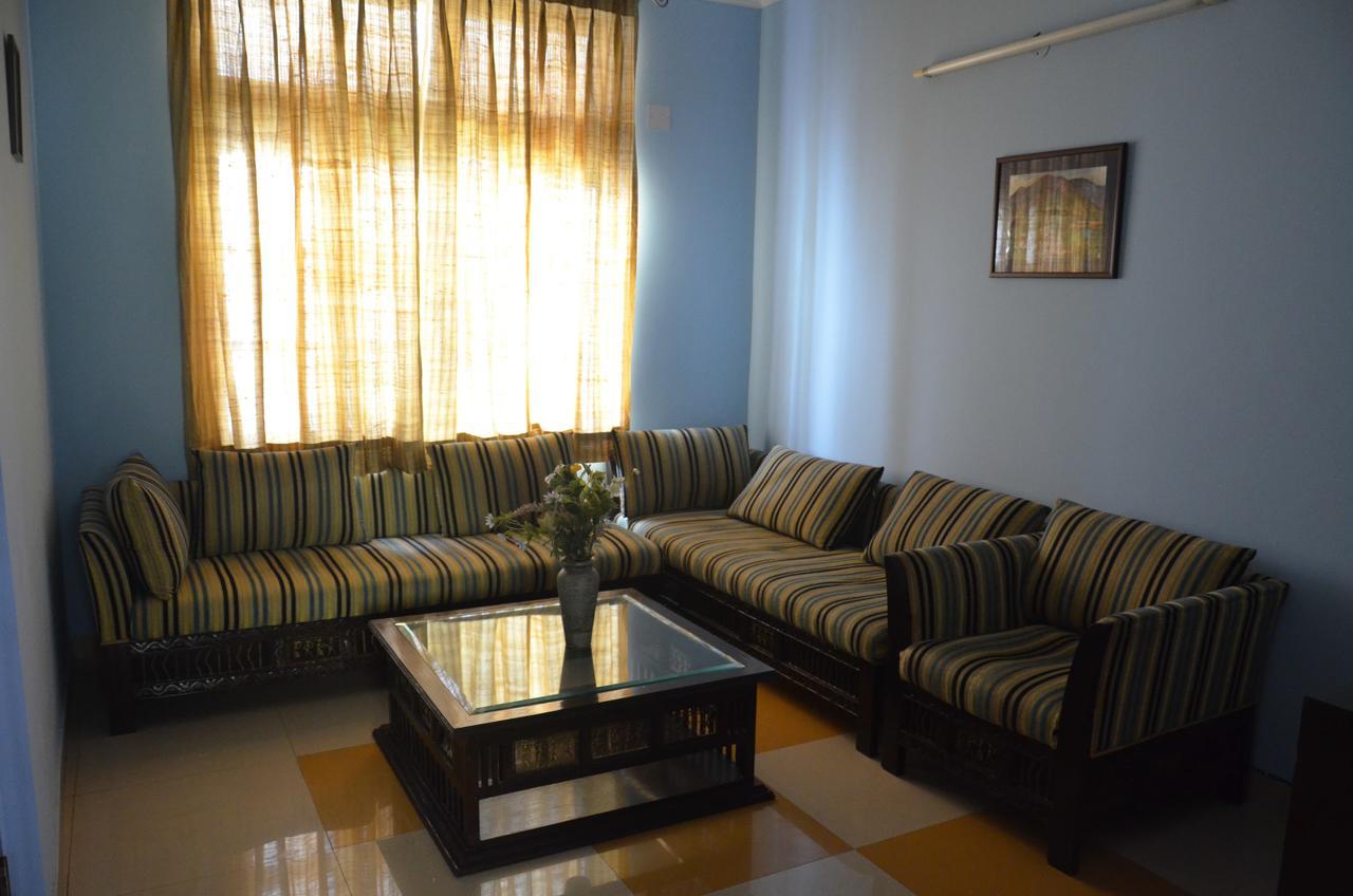 Hôtel Ganga Vatika Ayurveda Bhavan à Rishīkesh Extérieur photo